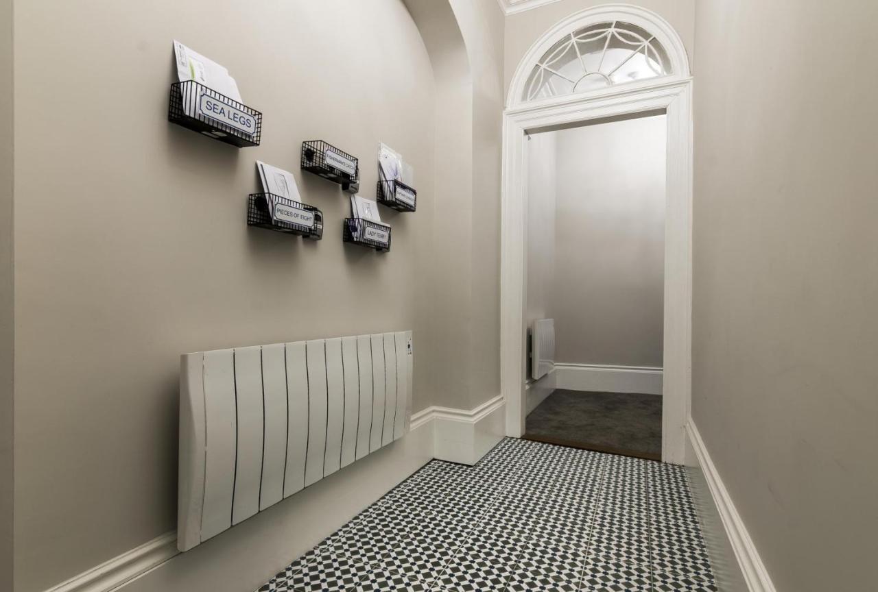 Fisherman'S Catch - Two Bedroom Luxury Apartment - Tenby Extérieur photo